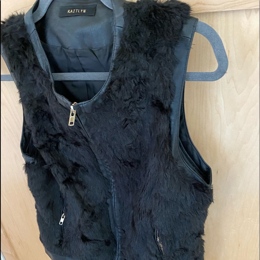 Faux Fur/Faux Leather Vest - Picture 2 of 7